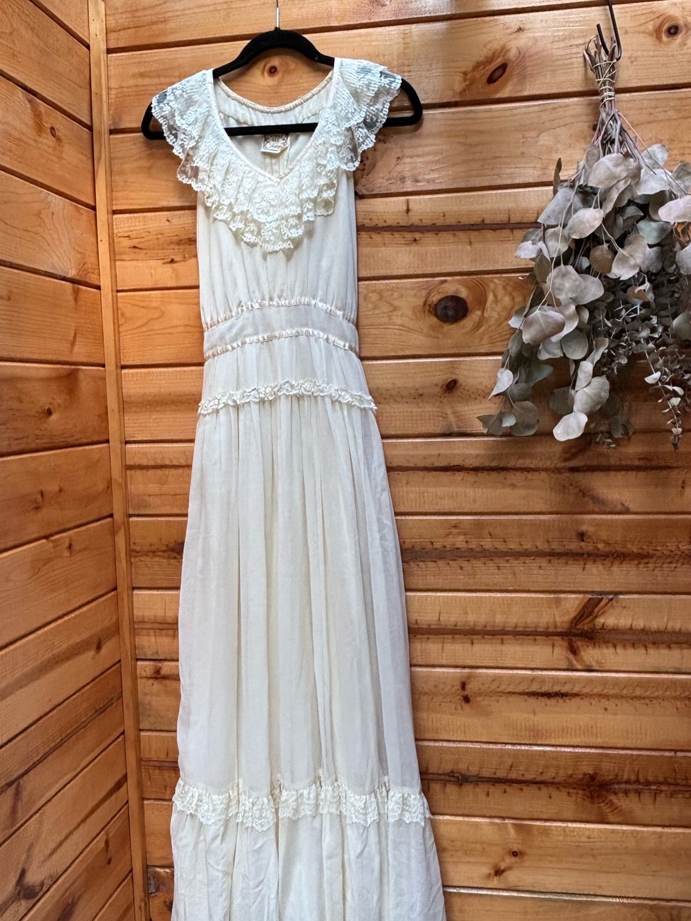 Vintage 70’s cream Gunne Sax dress
